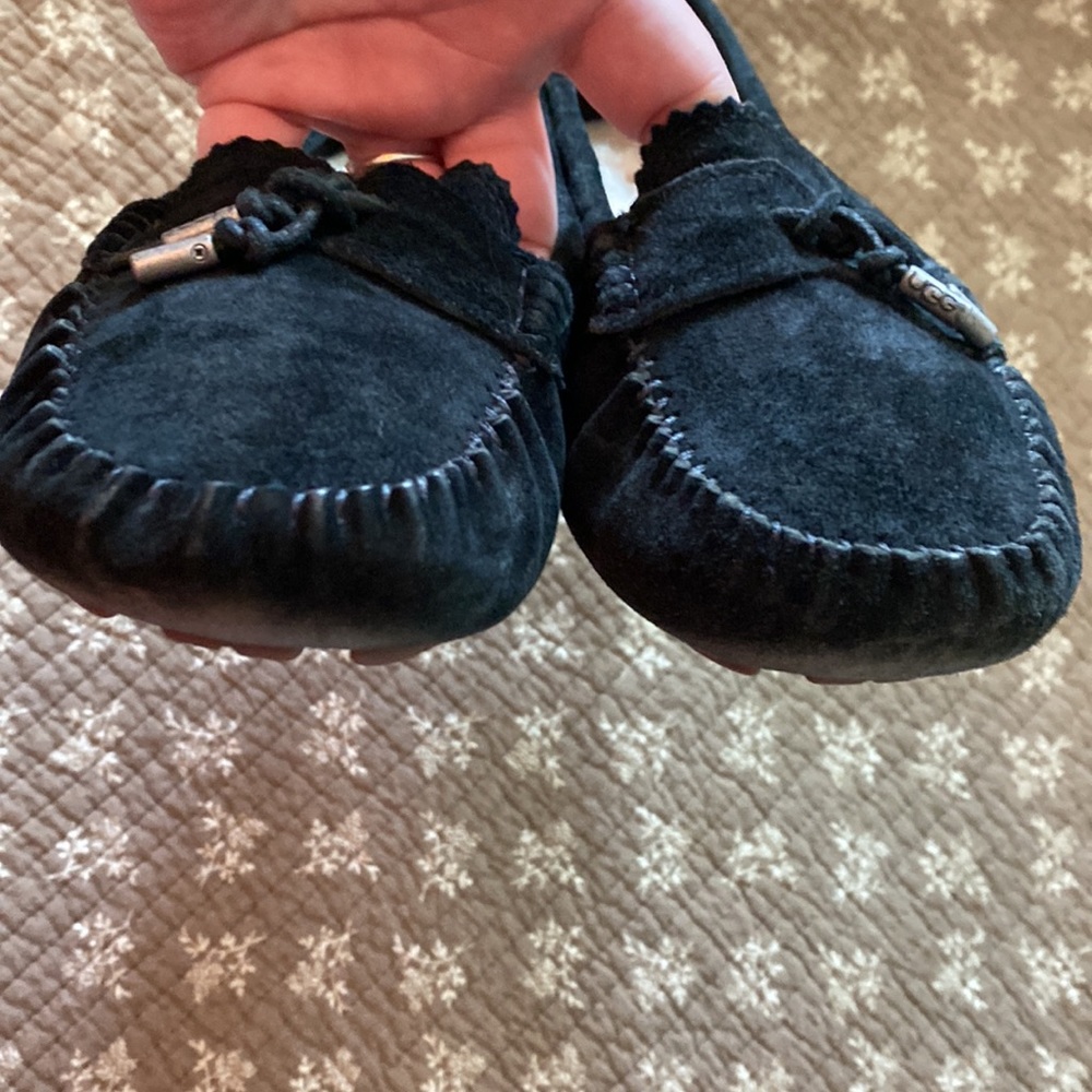 UGG black suede shoes - Picture 6 of 8